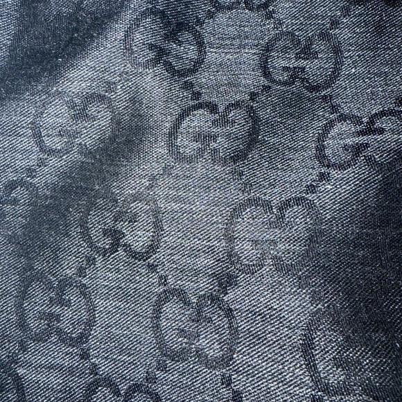 Gucci Scarf (black and gray) - Picture 6 of 6